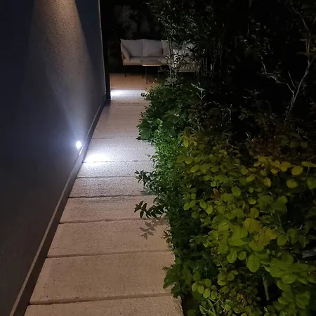 La Ginestra C&b House And