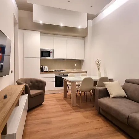 Apartment La Ginestra C&b House And *