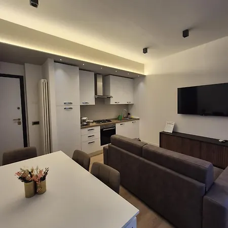 La Ginestra C&b House And