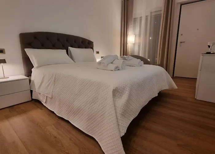 Apartamento La Ginestra C&b House And *